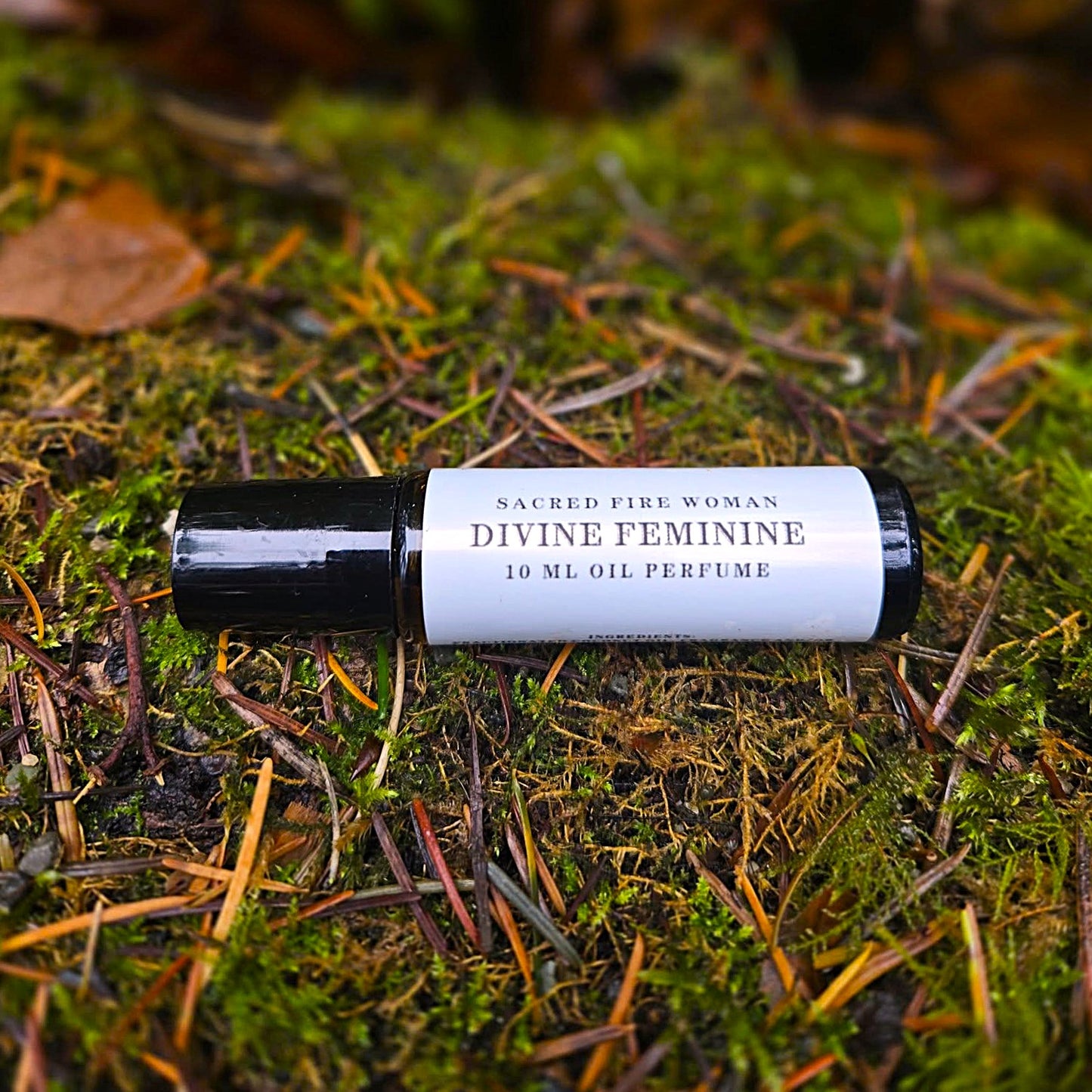 Divine Feminine Oil Perfume – 10 ml Roller | Tonka, Vanilla & Oud
