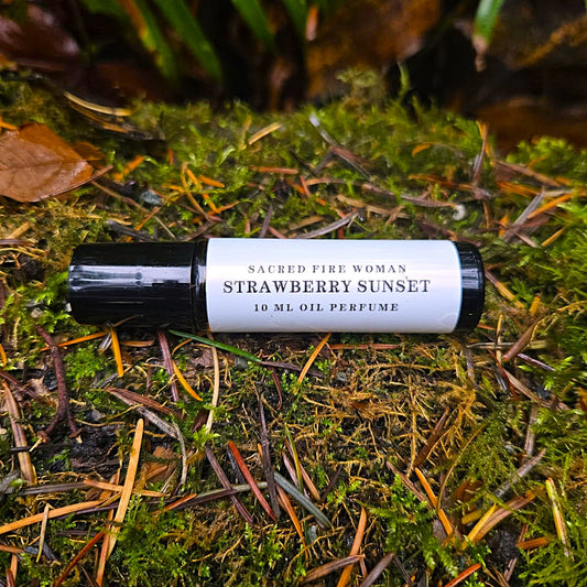 Strawberry Sunset Oil Perfume – 10 ml Roller | Strawberry, Bourbon & Vanilla
